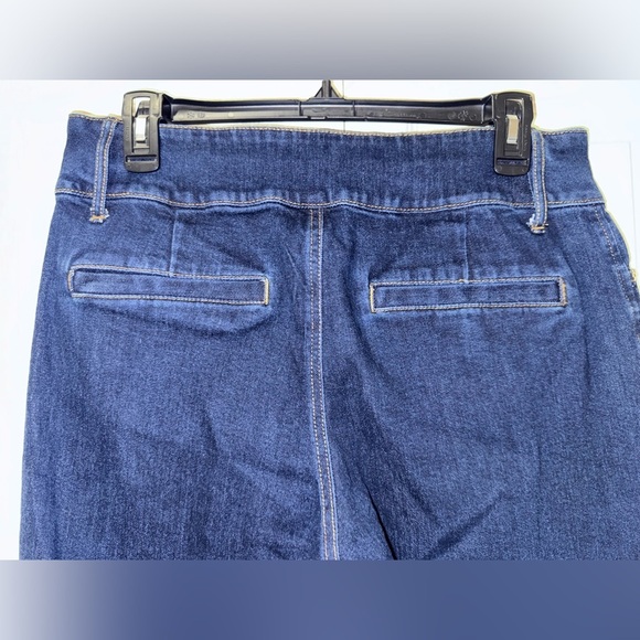 INC brand wide leg gaucho cropped style jeans. Size 12. VGUC - Picture 3 of 12